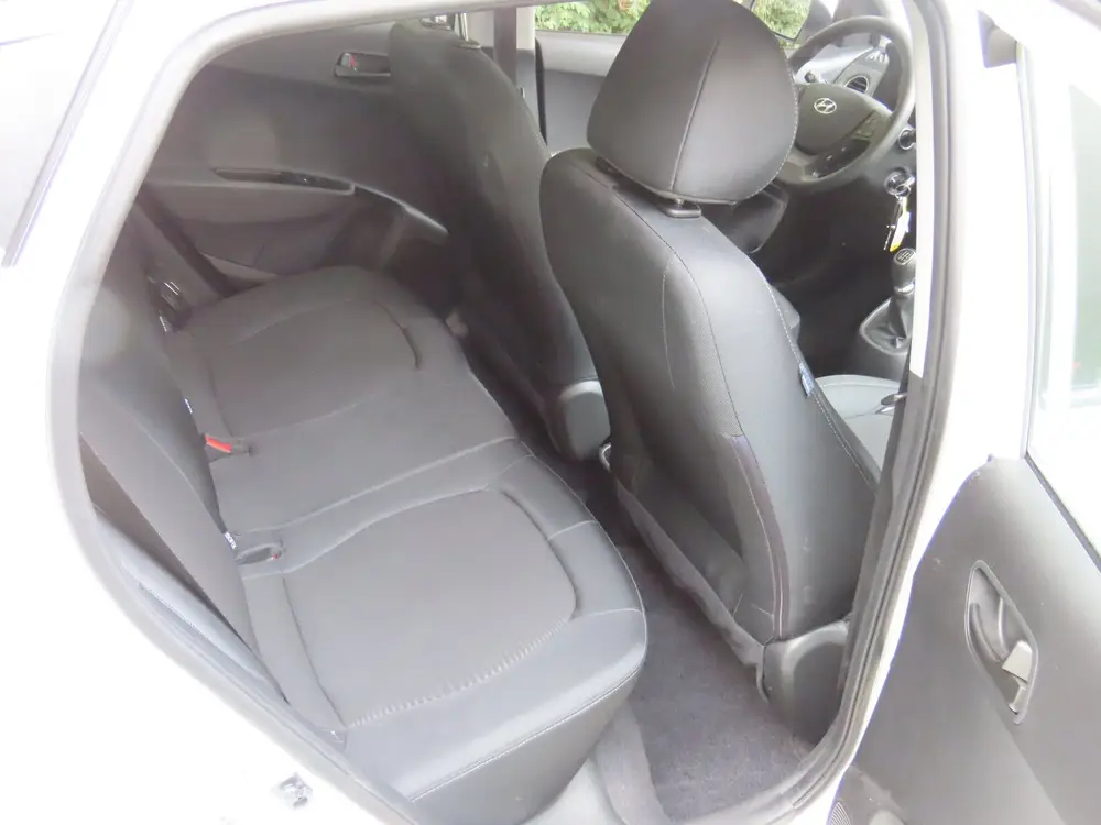 Hyundai I10 1.0i Comfort *1e EIG *NAVI *CARPLAY uit 2019, foto 12