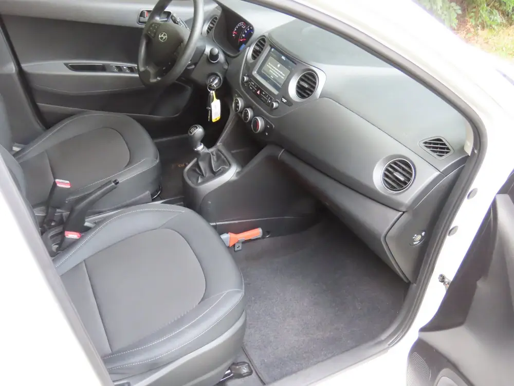 Hyundai I10 1.0i Comfort *1e EIG *NAVI *CARPLAY uit 2019, foto 13