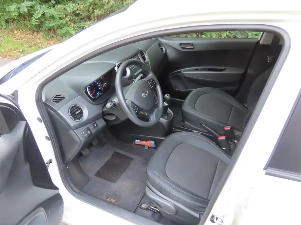 Hyundai I10 1.0i Comfort *1e EIG *NAVI *CARPLAY uit 2019, foto 9