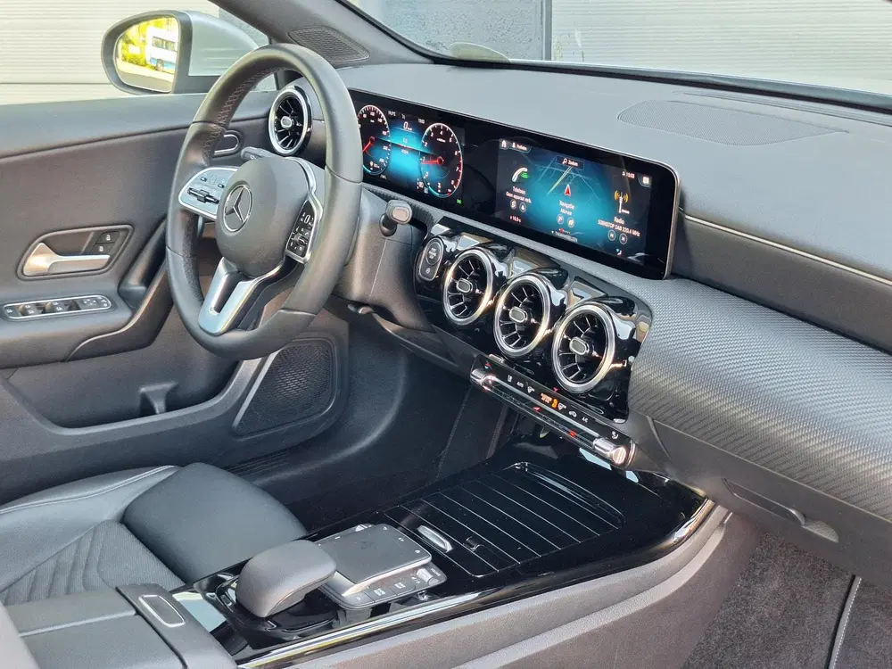 Mercedes-Benz A-Klasse 180 Business Solution uit 2022, foto 10