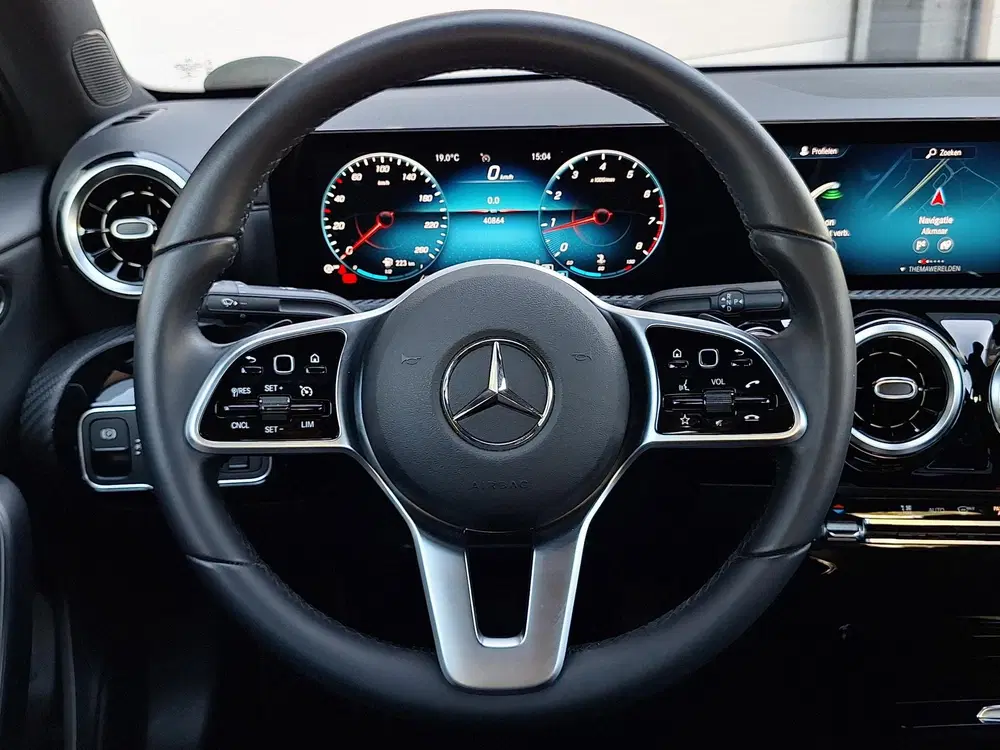 Mercedes-Benz A-Klasse 180 Business Solution uit 2022, foto 13