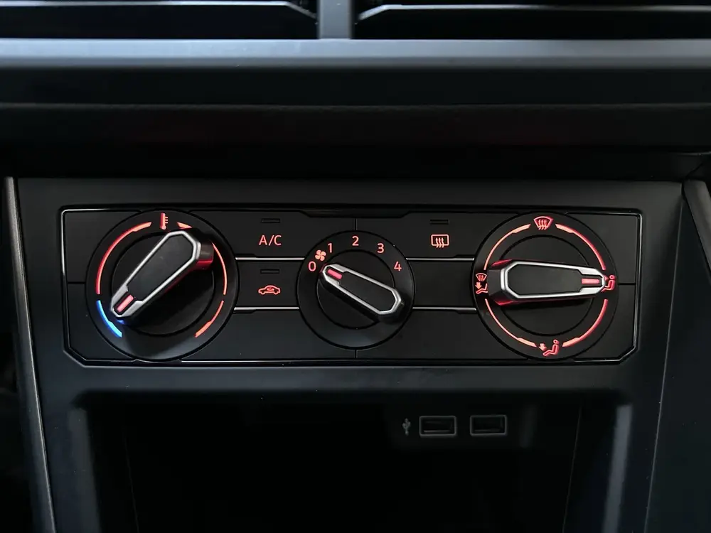 Volkswagen Polo 1.0 TSI Comfortline Navigatie App-Connect DA uit 2019, foto 20