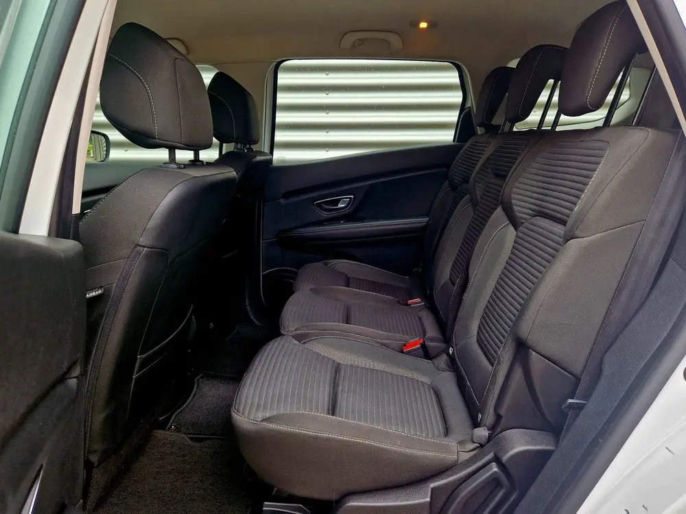 Renault Grand Scenic 1.3 TCe Bose Automaat uit 2019, foto 16