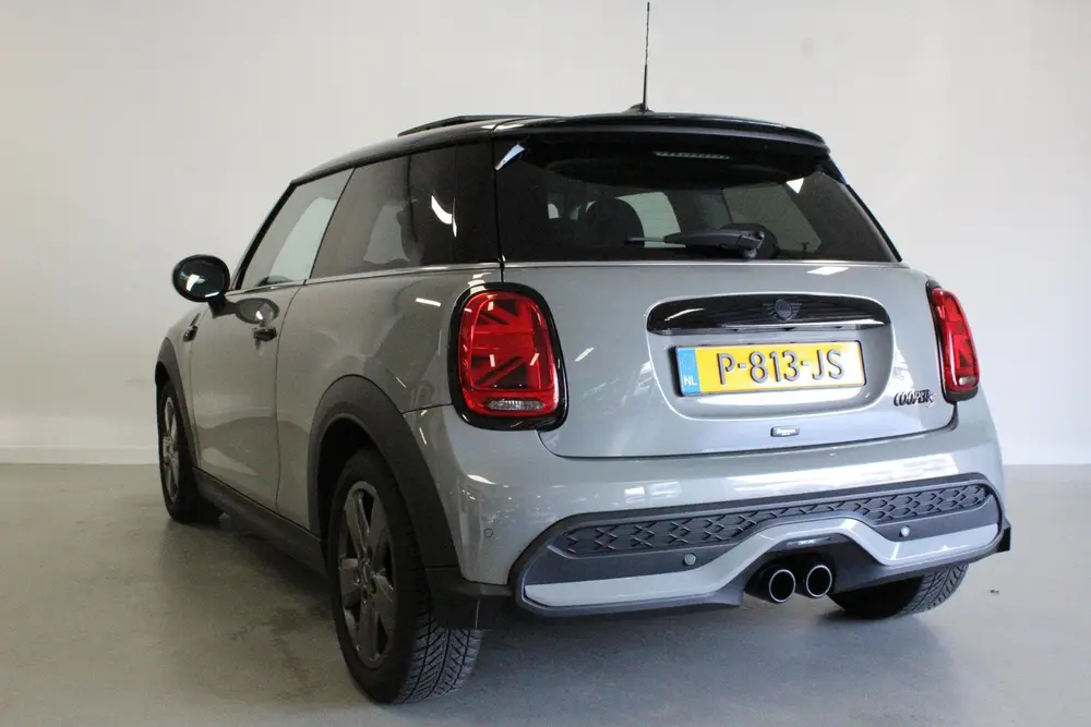 Mini Cooper S 2.0 Cooper S Essential uit 2022, foto 6