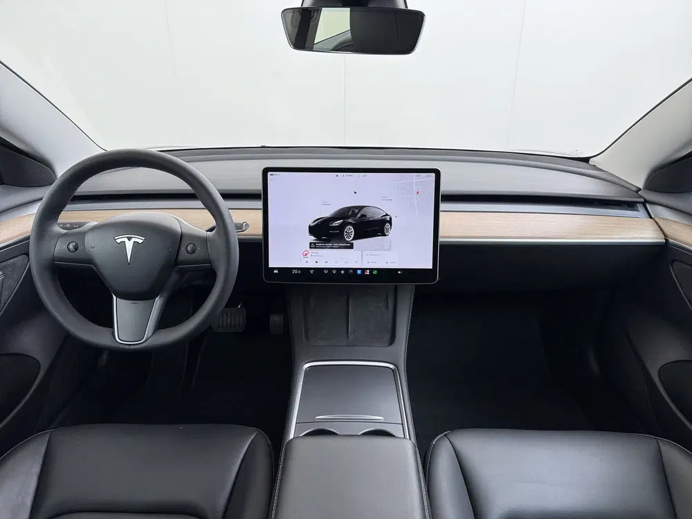 Tesla Model 3 Standard RWD Plus 60kWh Warmtepomp LFP-Acc uit 2023, foto 3