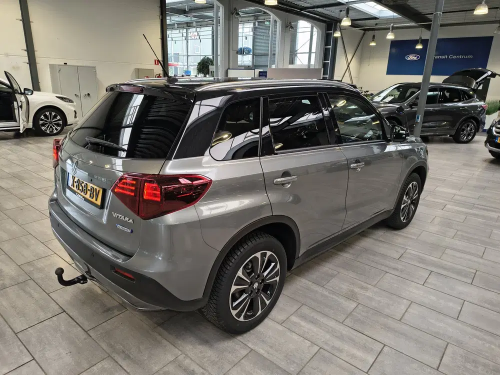 Suzuki Vitara 1.4 Boosterjet Style Smart Hybrid uit 2023, foto 3