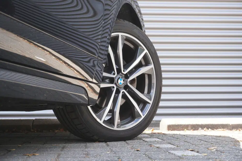 BMW X2 sDrive18i M Sportpakket uit 2021, foto 17