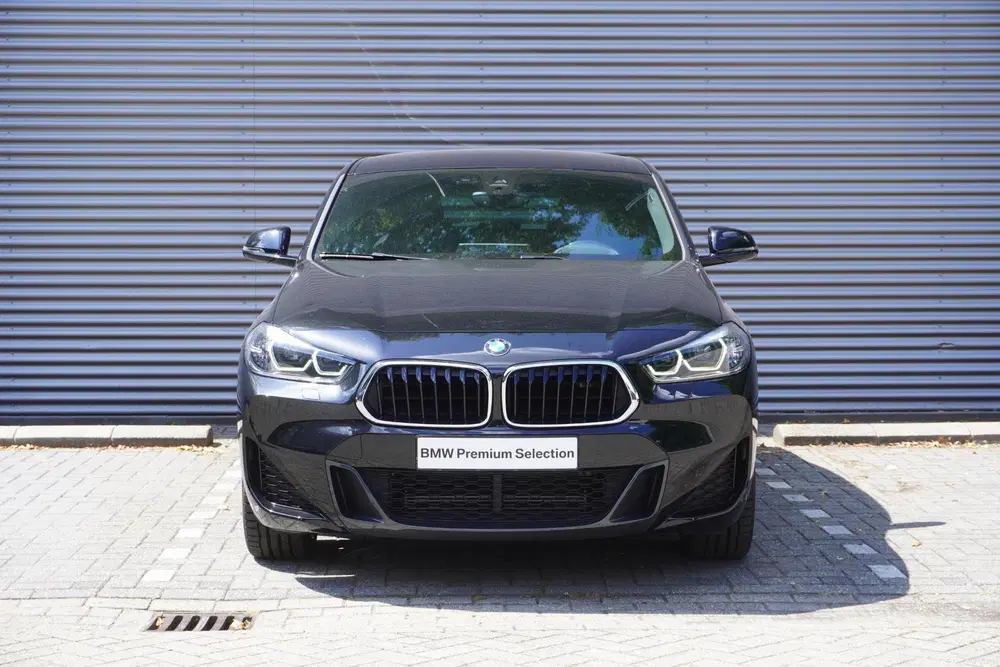 BMW X2 sDrive18i M Sportpakket uit 2021, foto 3