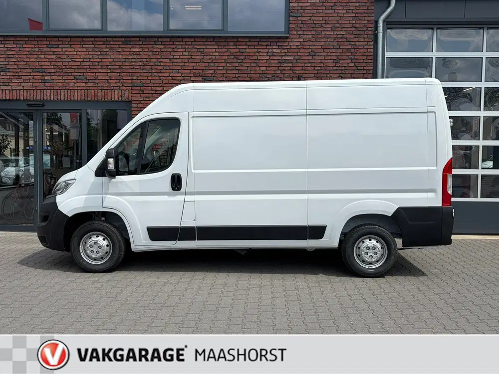 Opel Movano 2.2D 140 S&S L2H2 3.3t uit 2024, foto 2