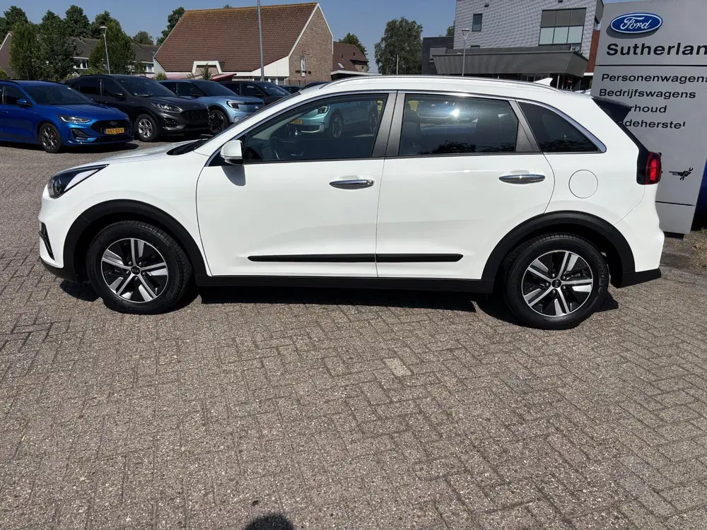 Kia Niro 1.6 GDi Hybrid DynamicLine 141pk Automaat uit 2020, foto 4