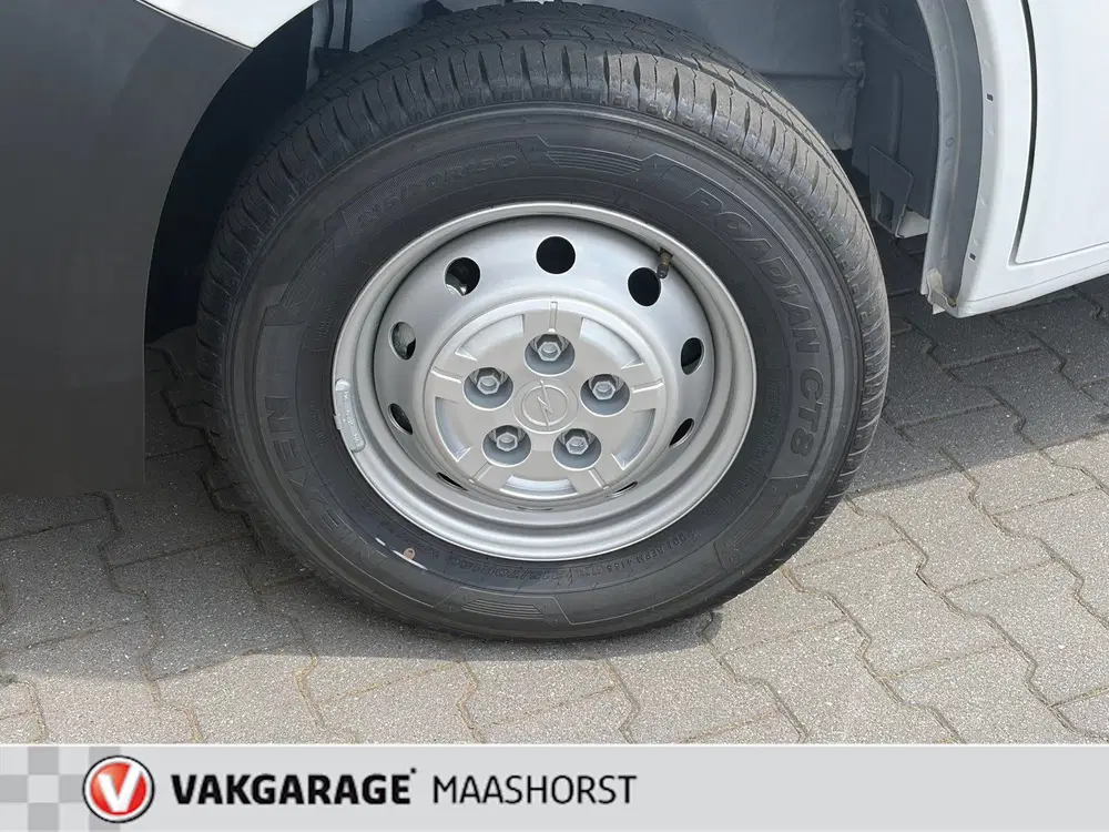 Opel Movano 2.2D 140 S&S L2H2 3.3t AchteruitrijCam uit 2024, foto 11