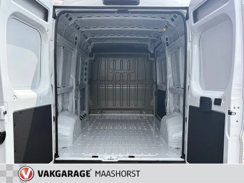 Opel Movano 2.2D 140 S&S L2H2 3.3t AchteruitrijCam uit 2024, foto 12