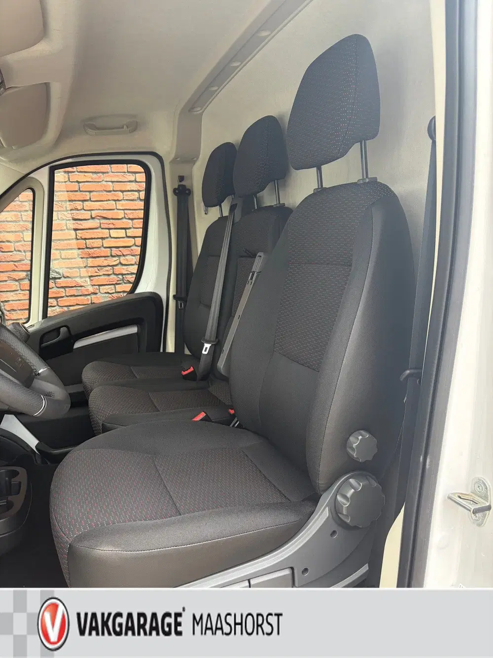 Opel Movano 2.2D 140 S&S L2H2 3.3t AchteruitrijCam uit 2024, foto 13