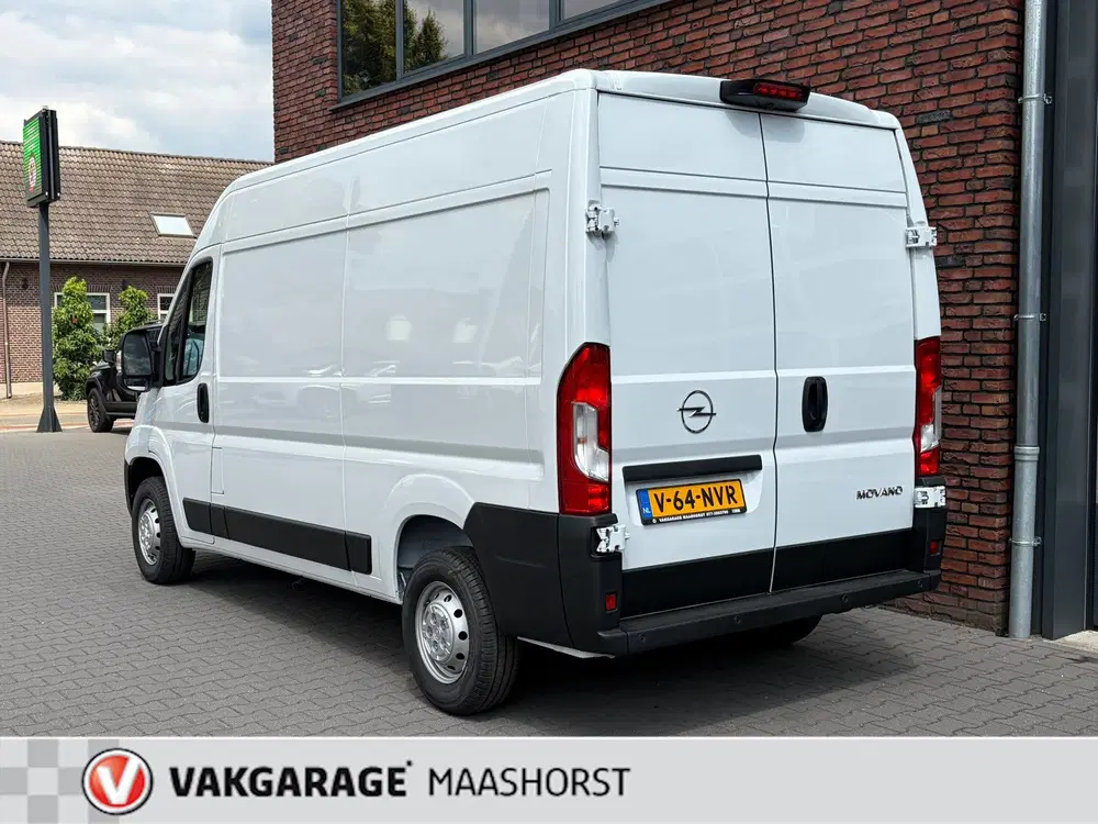 Opel Movano 2.2D 140 S&S L2H2 3.3t AchteruitrijCam uit 2024, foto 3