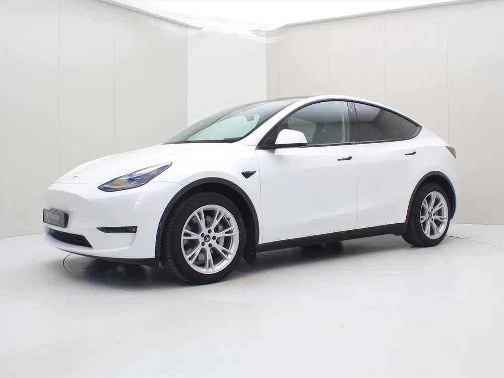 Tesla Model Y Long Range AWD 75kWh 351pk 92.2% SoH [ AMD uit 2023, foto 8