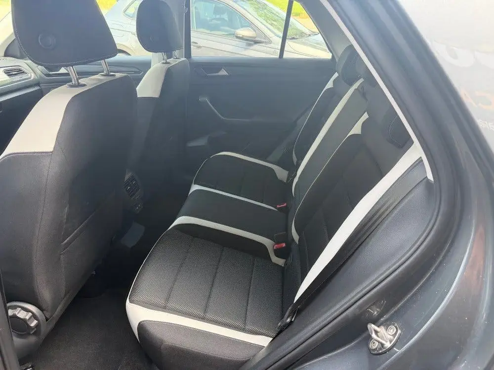Volkswagen T-ROC 1.5 TSI SPORT BNSR uit 2021, foto 19
