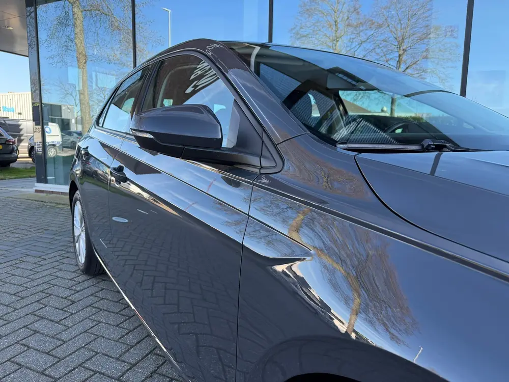 Volkswagen Polo 1.0 TSI Highline - Automaat - Navi - Climate uit 2020, foto 17