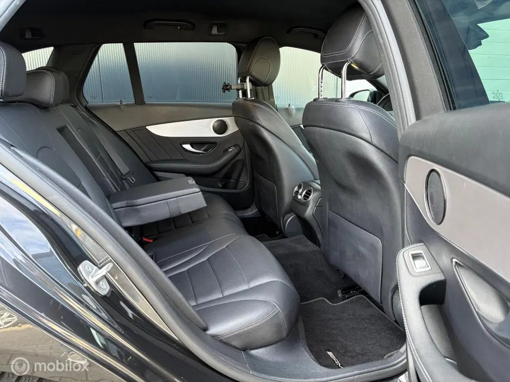 Mercedes-Benz C-Klasse 300e Business Solution AMG uit 2020, foto 7