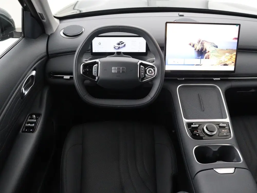 Geely Starray EM-i uit 2026, foto 3