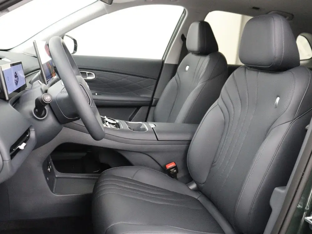 Geely Starray EM-i uit 2026, foto 5