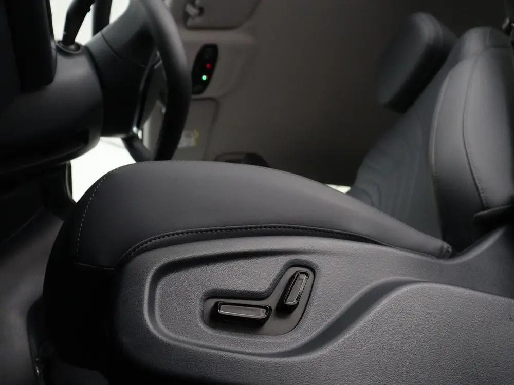 Geely Starray EM-i uit 2026, foto 6