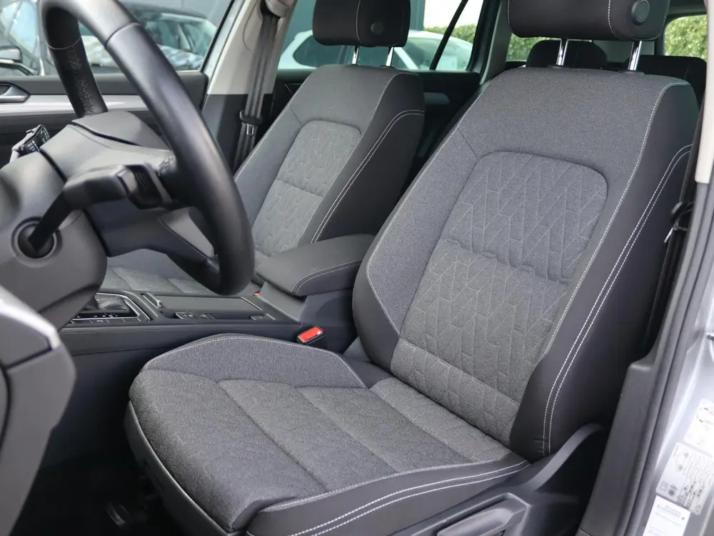 Volkswagen Passat Variant 2.0 TDI 150 pk DSG Business | Navi uit 2023, foto 16