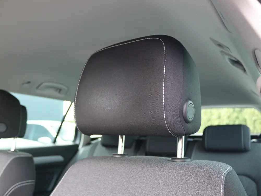 Volkswagen Passat Variant 2.0 TDI 150 pk DSG Business | Navi uit 2023, foto 18