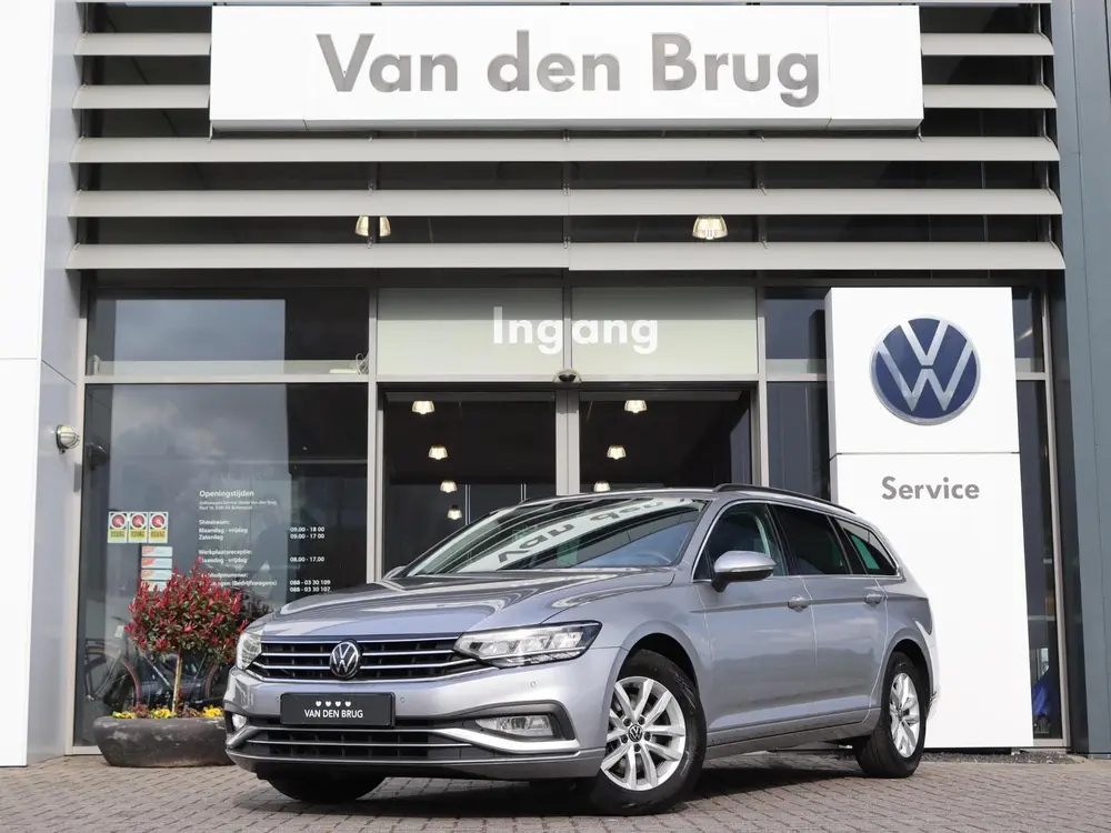 Volkswagen Passat Variant 2.0 TDI 150 pk DSG Business | Navi uit 2023, foto 3
