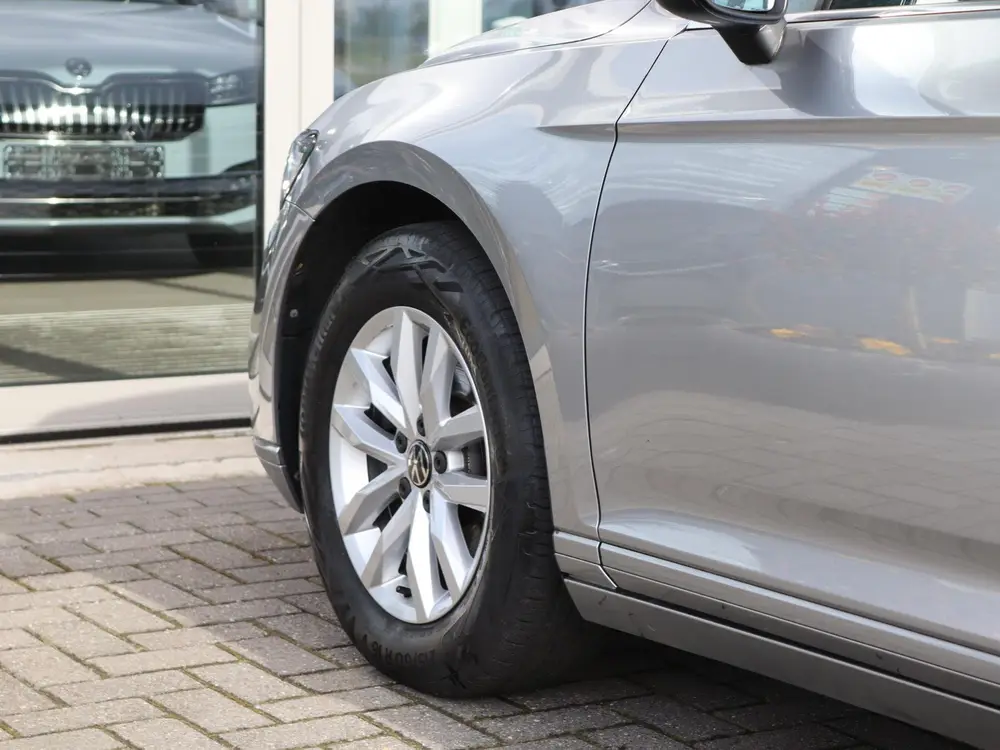 Volkswagen Passat Variant 2.0 TDI 150 pk DSG Business | Navi uit 2023, foto 7