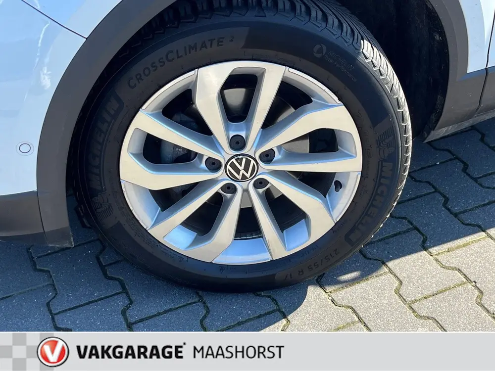 Volkswagen T-Roc 1.5 TSI Style Adapt.Cruise/VirtualCockpit/L uit 2022, foto 11