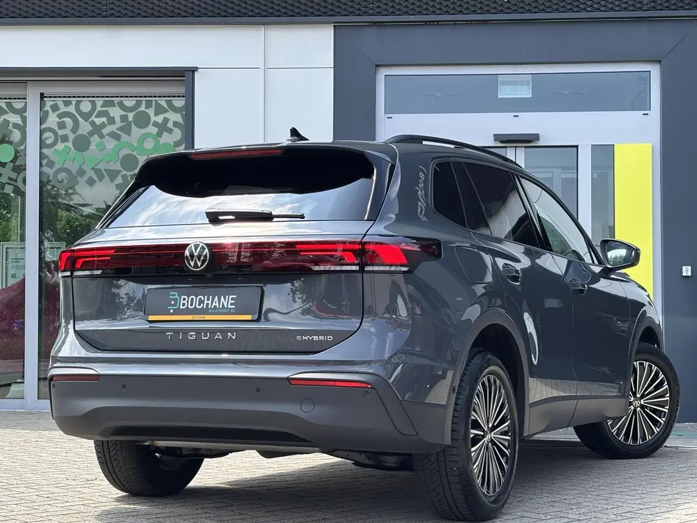 Volkswagen Tiguan 1.5 eHybrid Life Edition | Trekhaak | 360 uit 2025, foto 2
