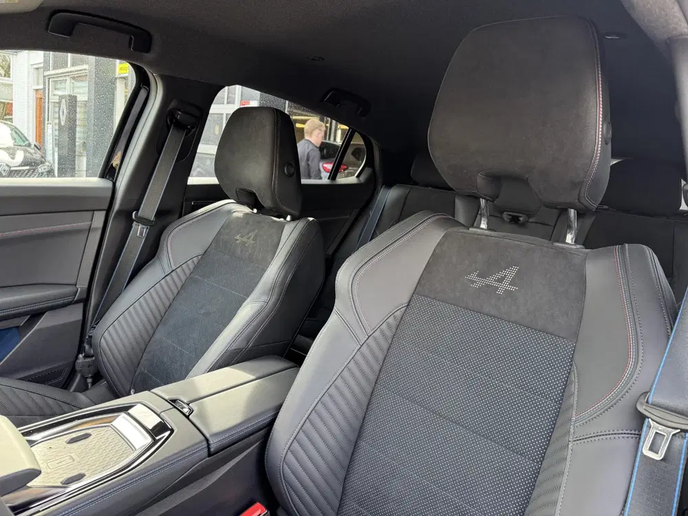 Renault Rafale 1.2 E-Tech 4x4 plug-in hybrid 300 esprit A uit 2025, foto 13