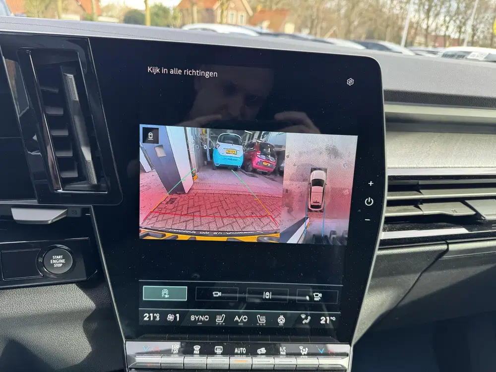 Renault Rafale 1.2 E-Tech 4x4 plug-in hybrid 300 esprit A uit 2025, foto 18