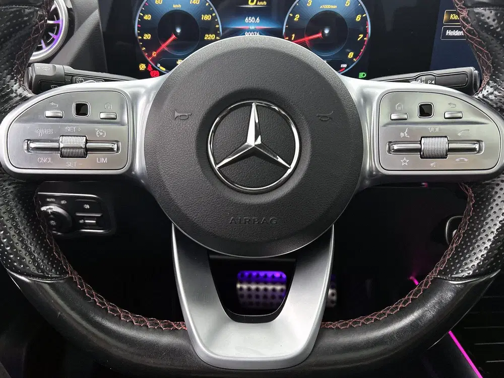 Mercedes-Benz B-Klasse 200 Business Solution AMG uit 2021, foto 20