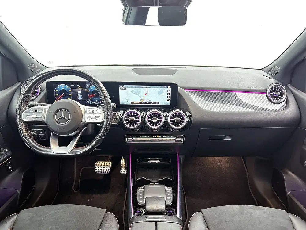 Mercedes-Benz B-Klasse 200 Business Solution AMG uit 2021, foto 5