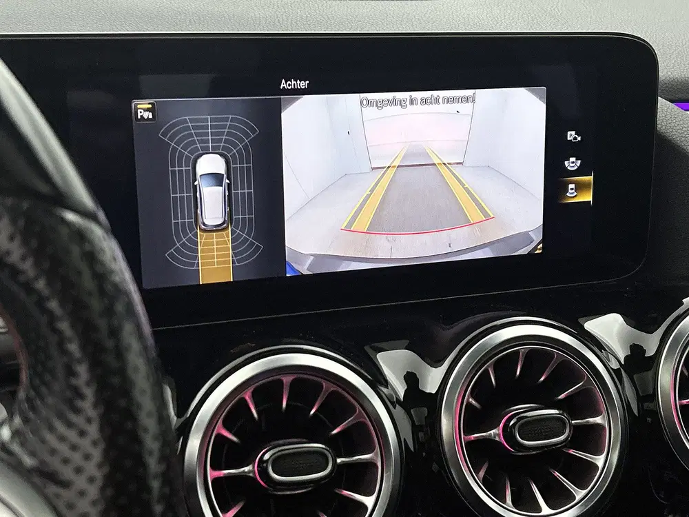 Mercedes-Benz B-Klasse 200 Business Solution AMG uit 2021, foto 9