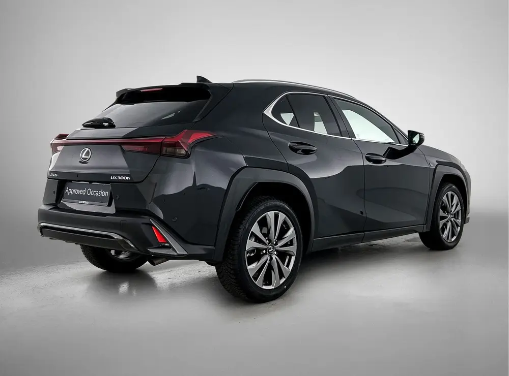 Lexus UX 300h F SPORT Design uit 2025, foto 2
