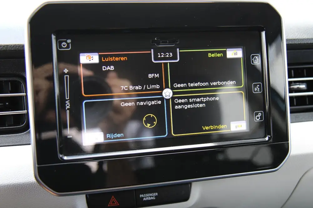 Suzuki Ignis 1.2 Select 4 Cil 90PK Camera Carplay Clima Luxe uit 2019, foto 19