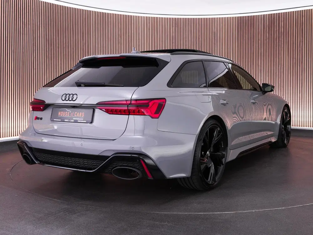 Audi RS6 600pk TFSI quattro uit 2020, foto 2