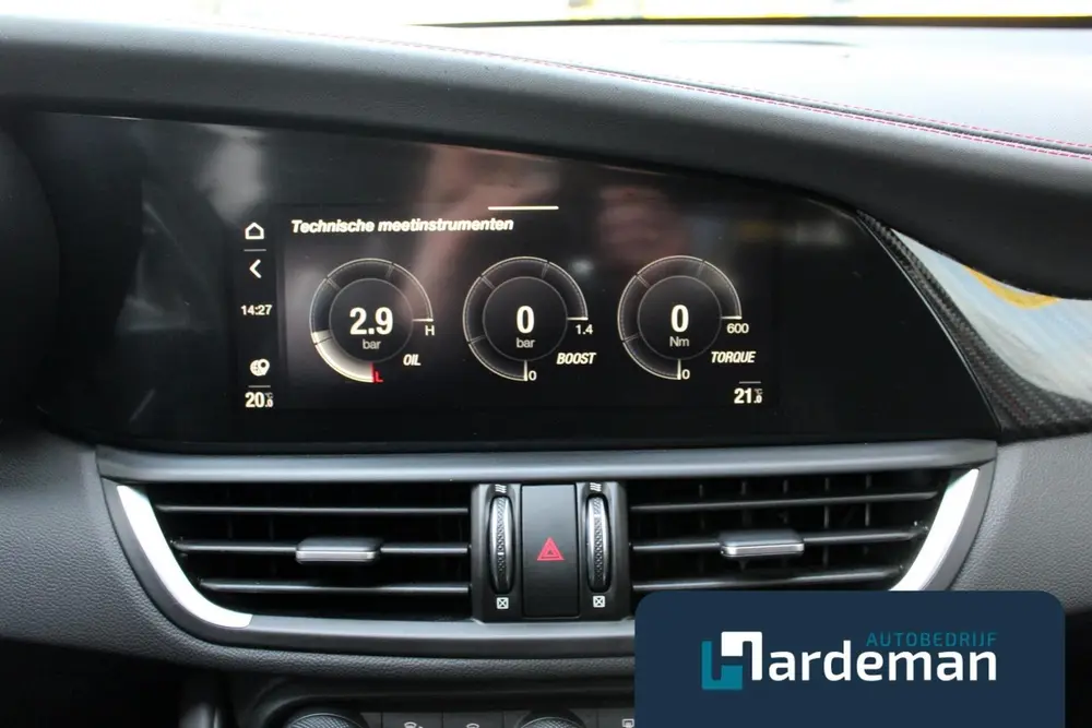 Alfa Romeo Giulia 2.9 V6 Quadrifoglio H/K Driver assist. uit 2021, foto 19