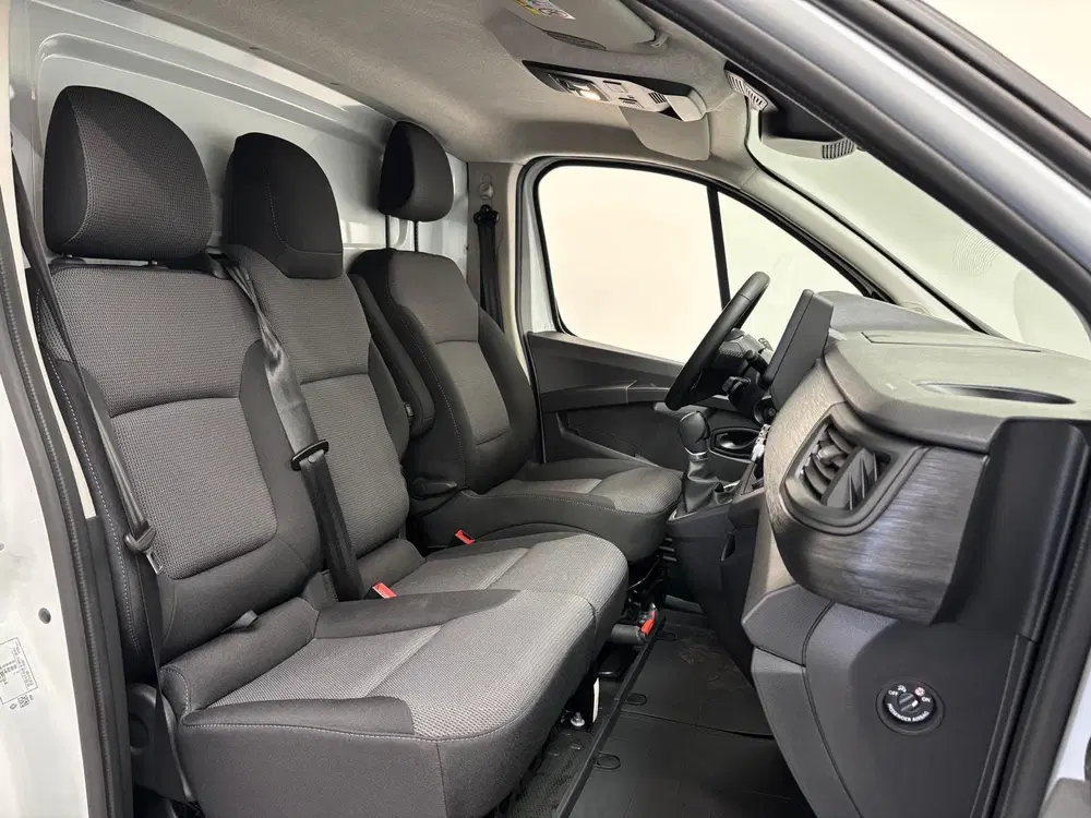 Renault Trafic 2.0 Blue dCi 150PK L2H1 EC Sport Edition A uit 2024, foto 11