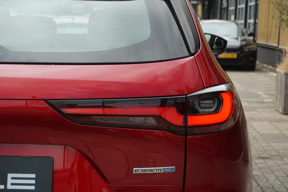 Mazda CX-60 2.5 e-SkyActiv PHEV Homura uit 2023, foto 15