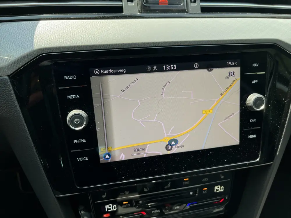 Volkswagen Passat Variant 1.5 TSI R-Line Business | ACC | CA uit 2023, foto 9