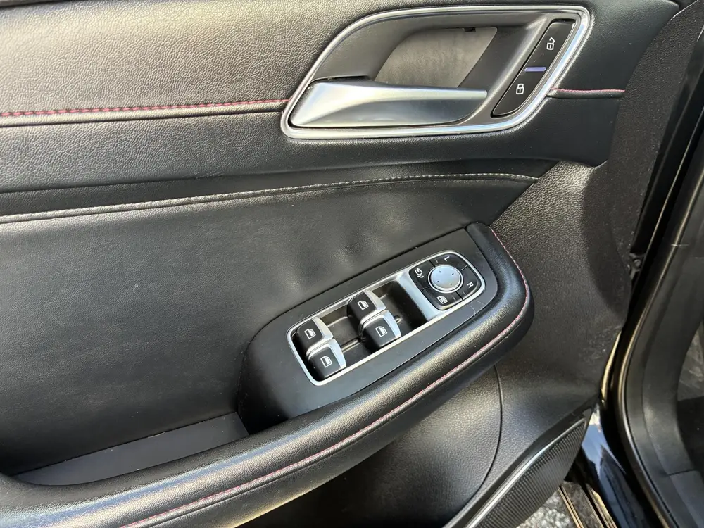 MG EHS 1.5 TGDI Edition1 PHEV Automaat - Lederen bekleding uit 2021, foto 11