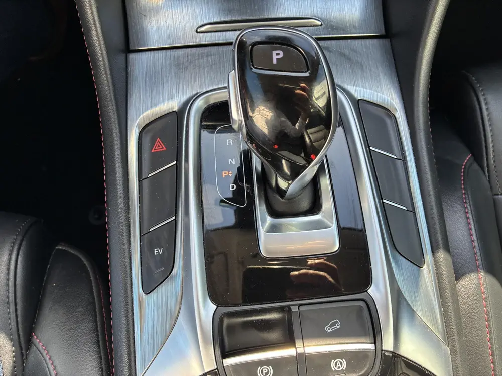 MG EHS 1.5 TGDI Edition1 PHEV Automaat - Lederen bekleding uit 2021, foto 15
