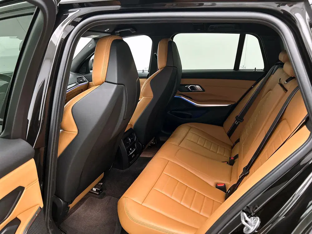 BMW 3-serie M340i xDrive uit 2021, foto 15