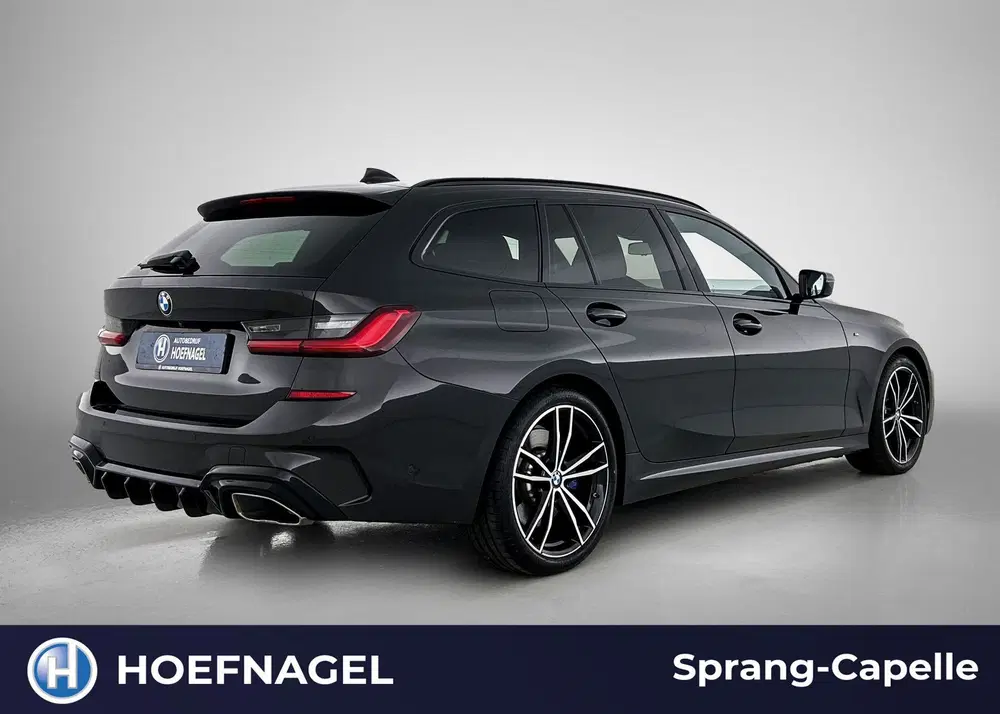 BMW 3-serie M340i xDrive uit 2021, foto 2