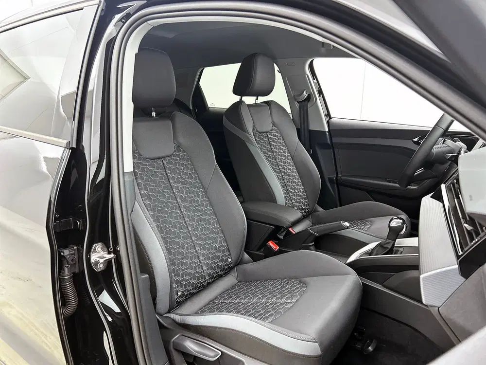 Audi A1 30 TFSI Advanced edition uit 2025, foto 4