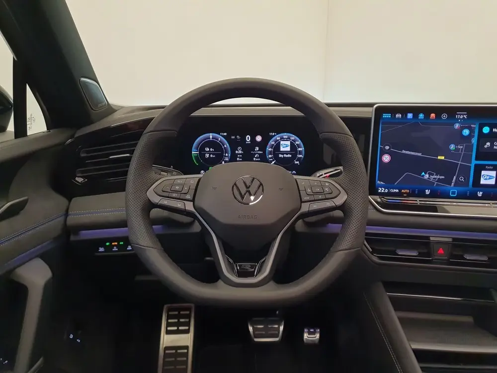 Volkswagen Tiguan 1.5 eHybrid 272pk DSG/AUT R-Line Wegklapba uit 2026, foto 8