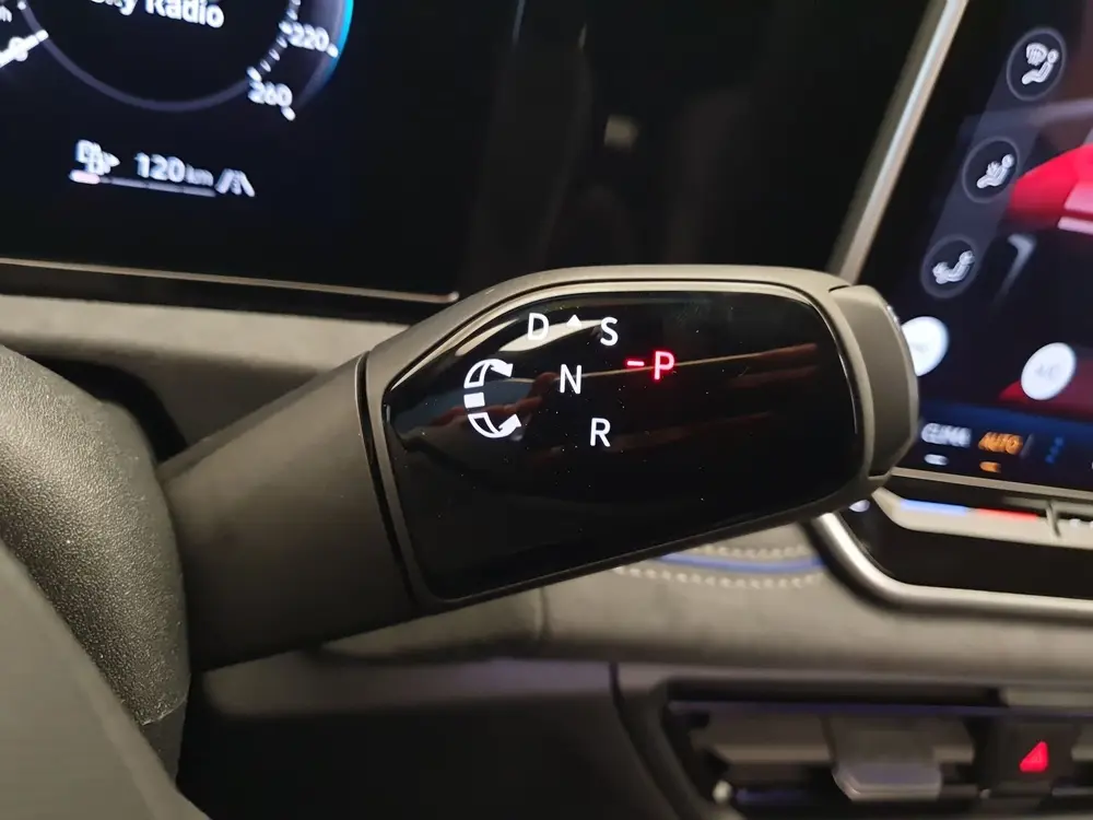 Volkswagen Tiguan 1.5 eHybrid 272pk DSG/AUT R-Line Wegklapba uit 2026, foto 9